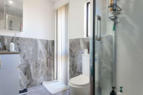 Photo of property in 372 Swanson Road, Ranui, Auckland, 0612