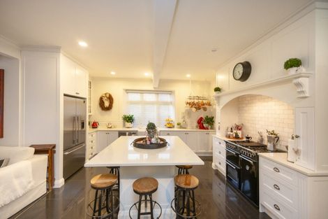 Photo of property in 244 Victoria Avenue, Hokowhitu, Palmerston North, 4410