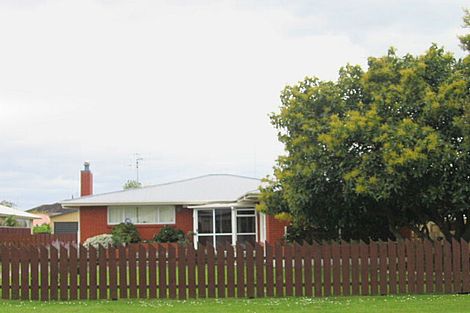 Photo of property in 25 Polley Crescent, Katikati, 3129