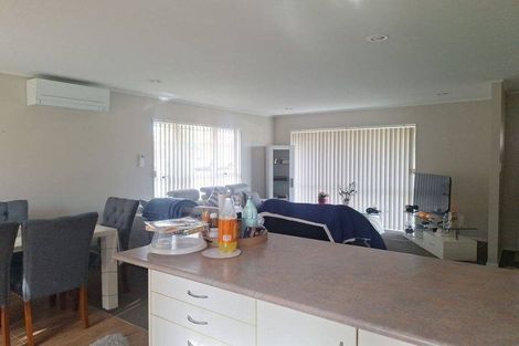 Photo of property in 1 Mika Court, Flat Bush, Auckland, 2019