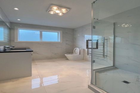 Photo of property in 30 Kenmure Avenue, Forrest Hill, Auckland, 0620