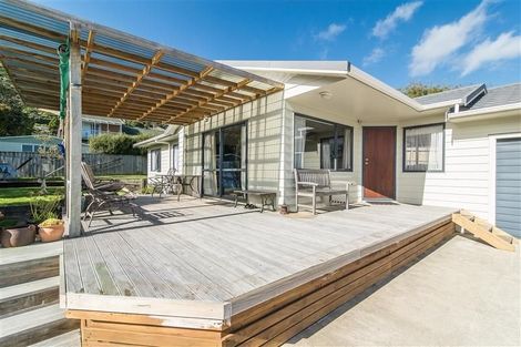 Photo of property in 19b Huia Street, Waikanae, 5036
