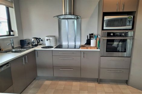 Photo of property in 4/67 Marshland Road, Shirley, Christchurch, 8013