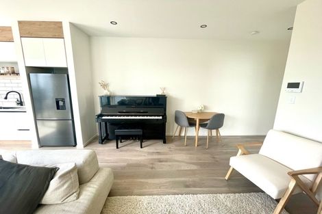 Photo of property in 5 Morus Road, Massey, Auckland, 0614