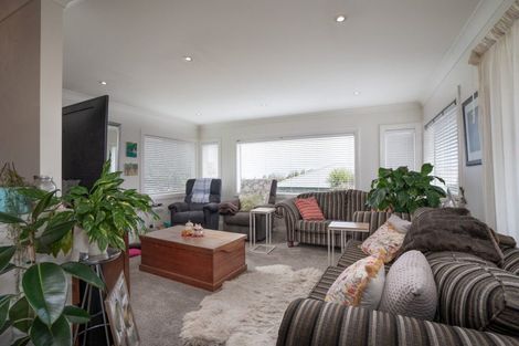 Photo of property in 65 Taharepa Road, Hilltop, Taupo, 3330