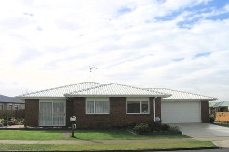 Photo of property in 50 Catalina Drive, Melville, Hamilton, 3206