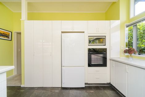 Photo of property in 6 Dunk Place, Milson, Palmerston North, 4414