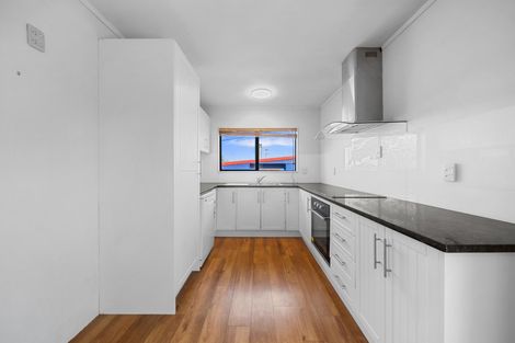 Photo of property in 1 Dalmahoy Place, Wattle Downs, Auckland, 2103