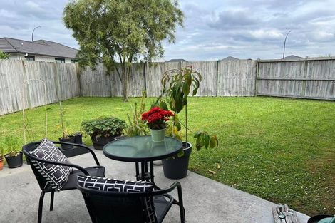 Photo of property in 14 Raupo Place, Rototuna North, Hamilton, 3210