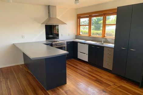Photo of property in 52 Poplar Avenue, Raumati South, Paraparaumu, 5032