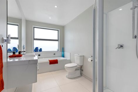 Photo of property in 5 Eden Crescent, Brookfield, Tauranga, 3110