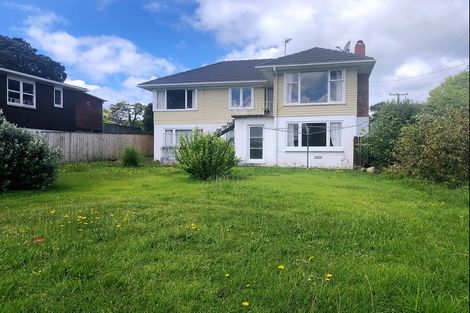 Photo of property in 3 Trinidad Road, Sunnynook, Auckland, 0620