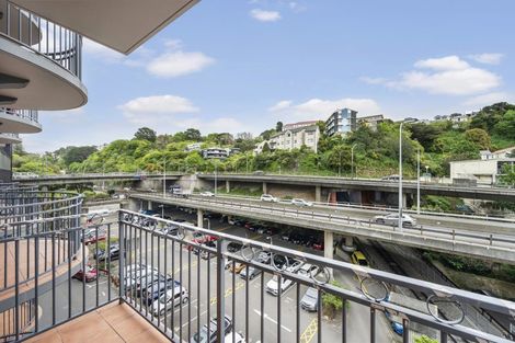 Photo of property in Atrium Apartments, 3n/154 The Terrace, Wellington Central, Wellington, 6011