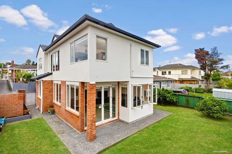 Photo of property in 33a Rogan Street, Mount Roskill, Auckland, 1041