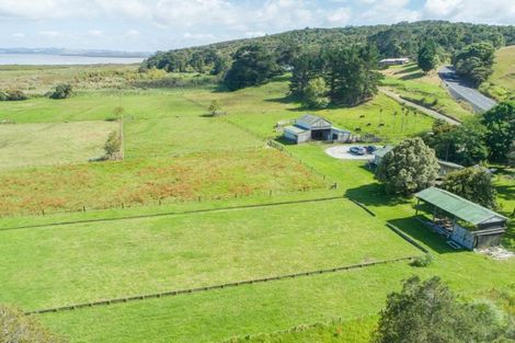 Photo of property in 3483 Kaipara Coast Highway, Glorit, Warkworth, 0984