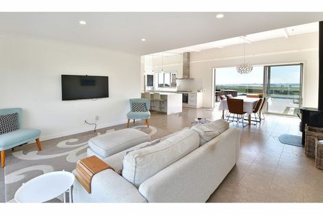 Photo of property in 3354 Kaipara Coast Highway, Glorit, Warkworth, 0984