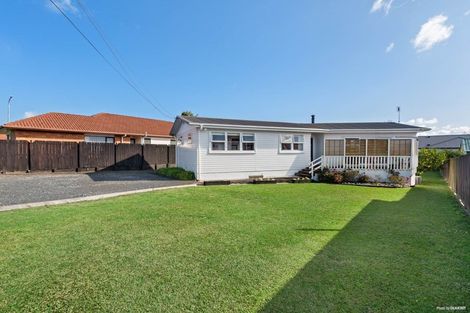 Photo of property in 56 Orams Road, Hillpark, Auckland, 2102