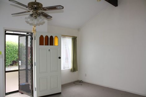 Photo of property in 564a Weymouth Road, Weymouth, Auckland, 2103