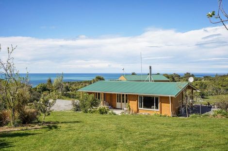 Photo of property in 6 Port Robinson Road, Domett, Cheviot, 7383