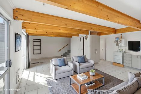 Photo of property in 75 Mandeville Street, Riccarton, Christchurch, 8011