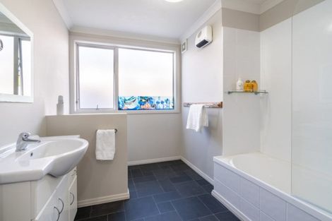 Photo of property in 5 Derby Street, Green Island, Dunedin, 9018