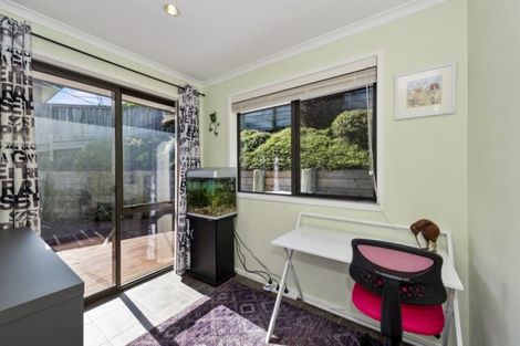 Photo of property in 8 Cleeve Close, Huntington, Hamilton, 3210