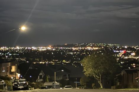 Photo of property in 84 Churchill Drive, Taradale, Napier, 4112