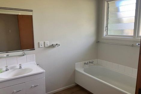 Photo of property in 2/45 Westburn Terrace, Burnside, Christchurch, 8041