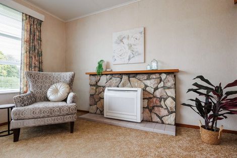 Photo of property in 5 Kaituna Street, Milson, Palmerston North, 4414