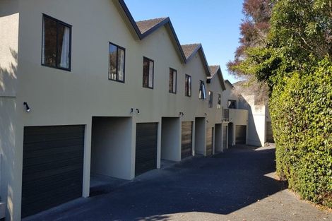 Photo of property in 1/3 Orwell Road, Greenhithe, Auckland, 0632