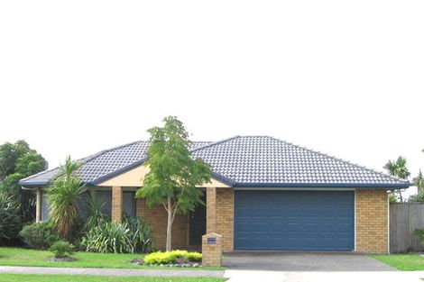 Photo of property in 19 Summerland Drive, Henderson, Auckland, 0612