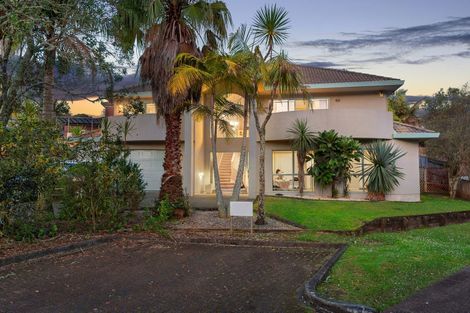 Photo of property in 24 Calypso Way, Unsworth Heights, Auckland, 0632