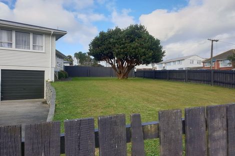 Photo of property in 9 Falcon Street, Cannons Creek, Porirua, 5024