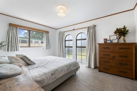 Photo of property in 1/78 Rangatira Road, Beach Haven, Auckland, 0626