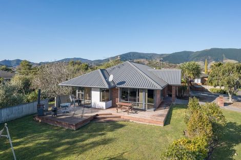 Photo of property in 15 Masefield Street, Stoke, Nelson, 7011