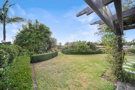Photo of property in 2 Gatland Road, Opaheke, Papakura, 2113