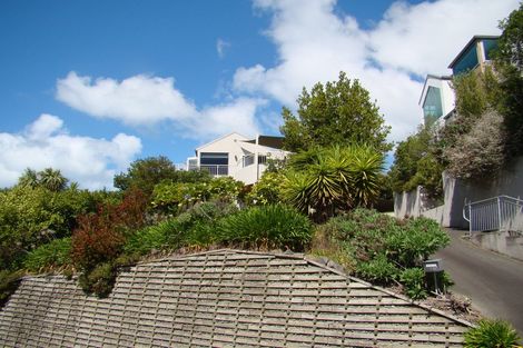 Photo of property in 143 Moncks Spur Road, Redcliffs, Christchurch, 8081