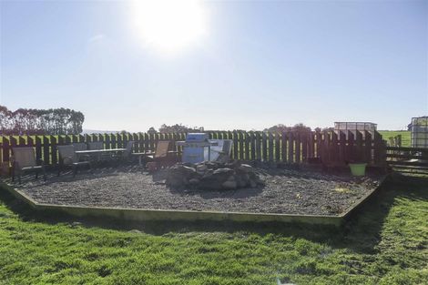 Photo of property in 317 Limestone Plains Road, Thornbury, Otautau, 9683