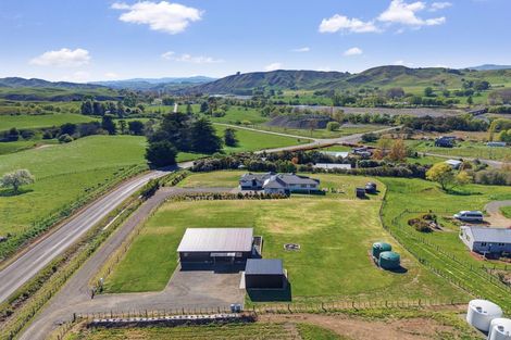 Photo of property in 710b Pourerere Road, Otane, Waipawa, 4271