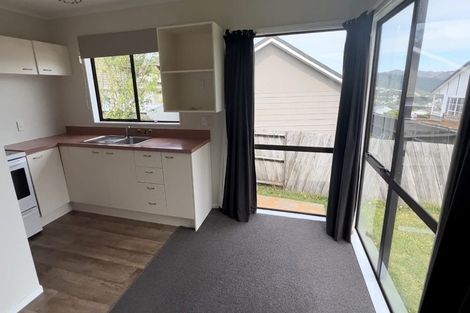 Photo of property in 2/107 Montgomery Avenue, Karori, Wellington, 6012