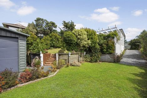 Photo of property in 25 Bould Street, Johnsonville, Wellington, 6037