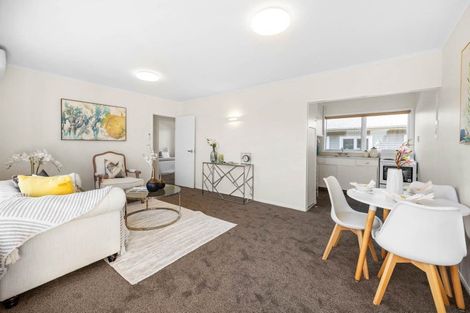 Photo of property in 2/62 Abbotts Way, Remuera, Auckland, 1050