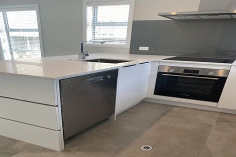 Photo of property in 9 John Reynolds Square, Hutt Central, Lower Hutt, 5010