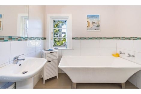 Photo of property in 1 Davison Road, Rotherham, 7379