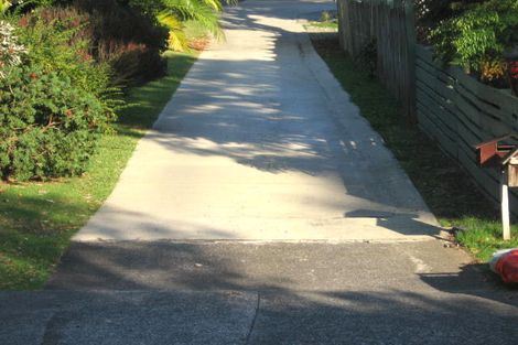 Photo of property in 80 Oaktree Avenue, Browns Bay, Auckland, 0630