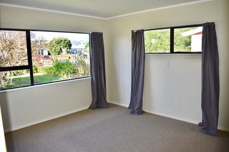 Photo of property in 17 Gawler Street, Te Horo Beach, Otaki, 5581