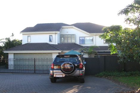 Photo of property in 1 Grammar School Road, Pakuranga, Auckland, 2010