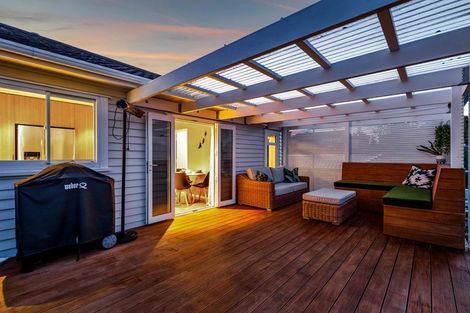 Photo of property in 19 Lawry Street, Blagdon, New Plymouth, 4310