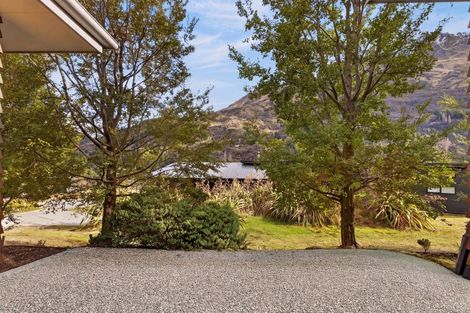 Photo of property in 13 Haines Way, Arthurs Point, Queenstown, 9371