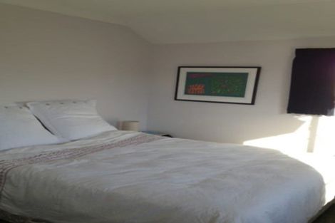 Photo of property in 77a Woodhouse Avenue, Karori, Wellington, 6012